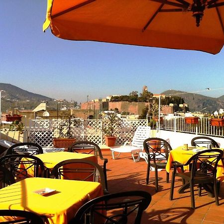 Case Vacanze Arcobaleno Lipari  Luaran gambar